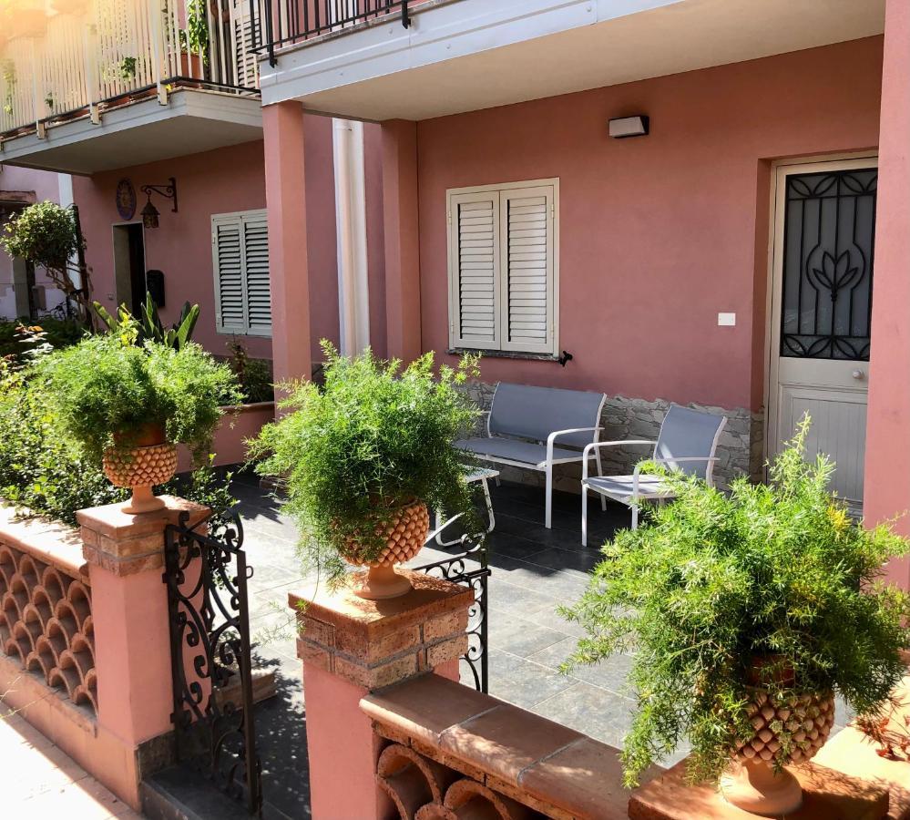 La Ginestra Hotel Giardini-Naxos Buitenkant foto